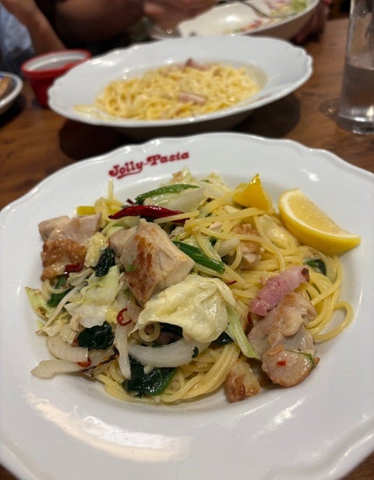 【写真・画像】 上原さくら、訪れたファミレスで動揺してしまった理由「私の好きなトップ3が」 　1枚目