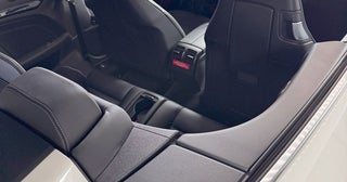 元おニャン子・内海和子、愛車のベンツを公開「まだ運転は出来ずにいます」