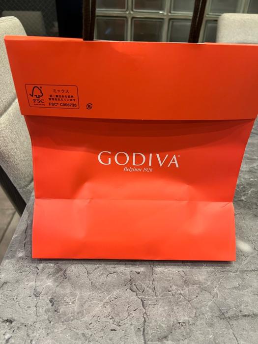 【写真・画像】 堀ちえみ、購入した『GODIVA』の福袋の中身を公開「今夜のお茶のお供にします」 　1枚目