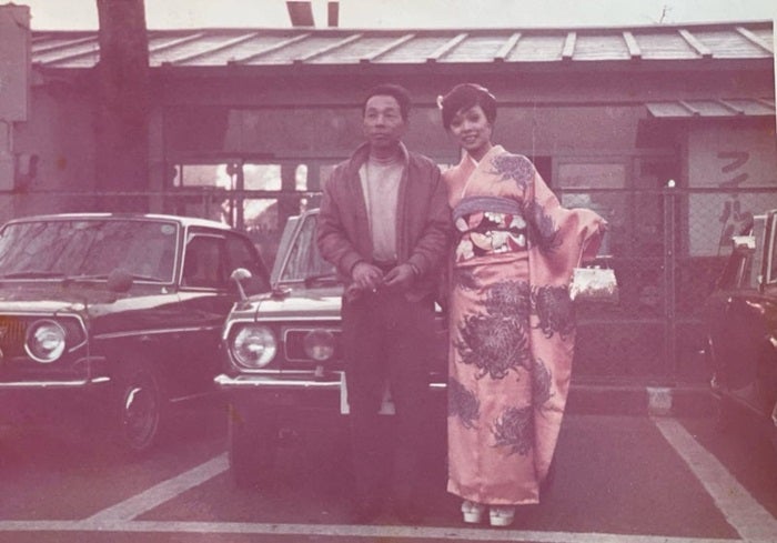 【写真・画像】 研ナオコの夫、妻の50年前の振袖姿を公開「成人の日ですね」 　1枚目