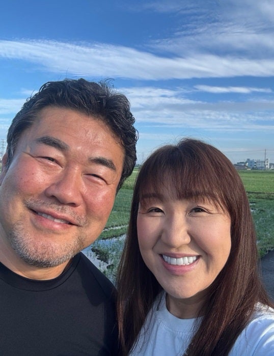 【写真・画像】 北斗晶、夫・佐々木健介と結婚30年目の記念日を迎えたことを報告「おめでとう」「素敵なご夫婦」の声 　1枚目