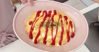 辻希美、子ども達と堪能した料理を公開「食べた後はまだまだ今日もプールです」