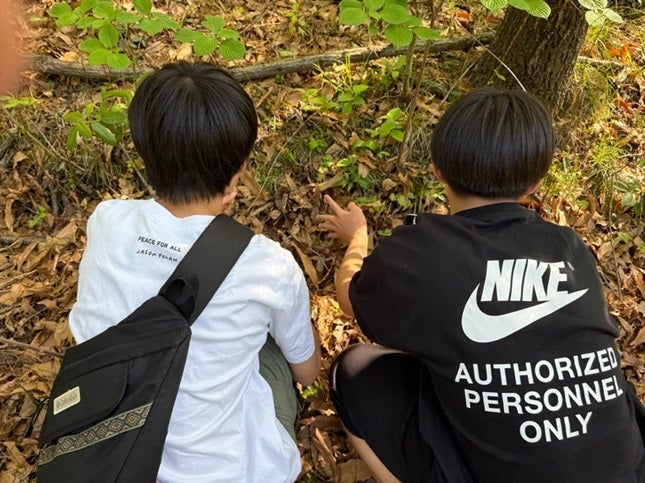 【写真・画像】 杉浦太陽、息子達と一緒に久しぶりに探しに行ったもの「宝探しみたいで楽しい」 　1枚目