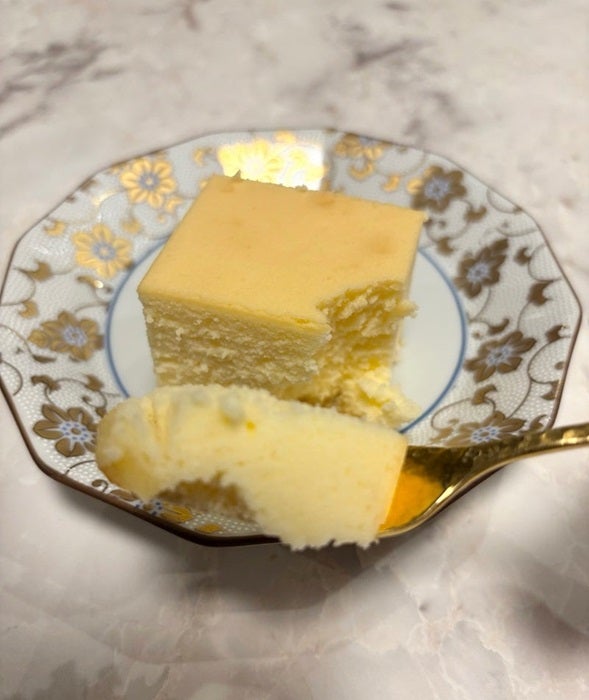 【写真・画像】 藤あや子「10分で2000個売れた！？」“幻のチーズケーキ”を紹介「不思議な食感」 　1枚目