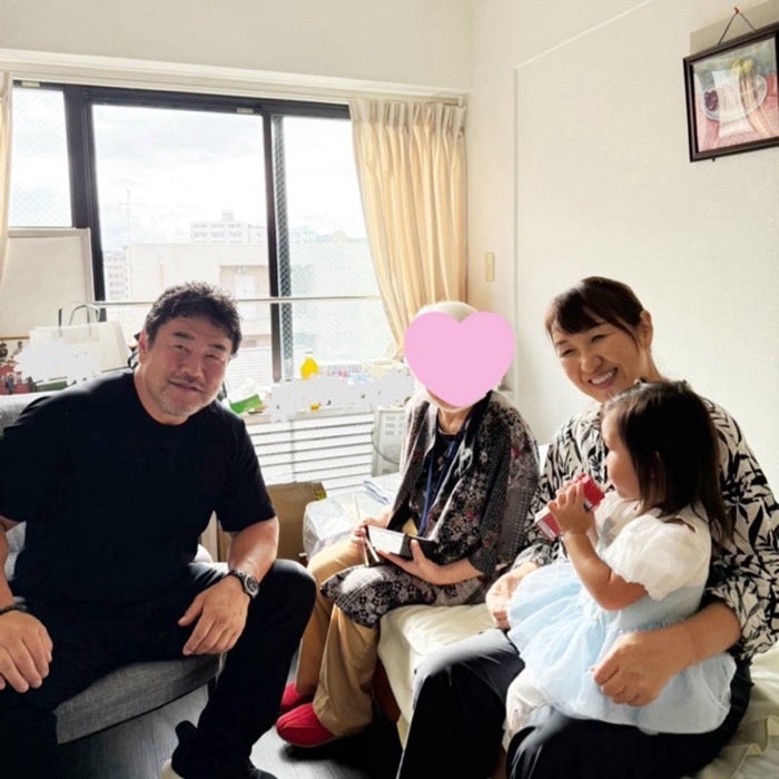 【写真・画像】 北斗晶、九州の祖母を訪ねたことを報告「4世代揃っての笑顔はいいものですね」 　1枚目